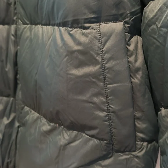 UNIQLO Women Ultra Light Down Jacket - Green - Picture 3 of 5